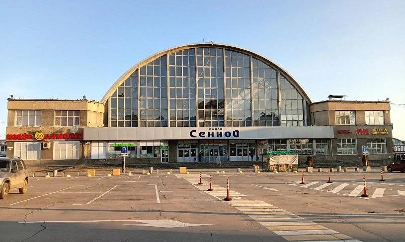 В Саратове продолжаются разбирательства вокруг пристроек к Сенному рынку