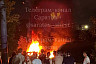В Саратове автомобиль врезался в столб и загорелся