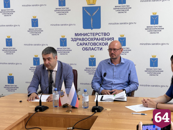 В больницах Саратова остаются двое пострадавших в ДТП с маршруткой